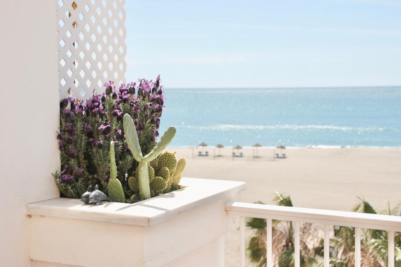 Miramar Beach Caleta De Velez Malaga 외부 사진