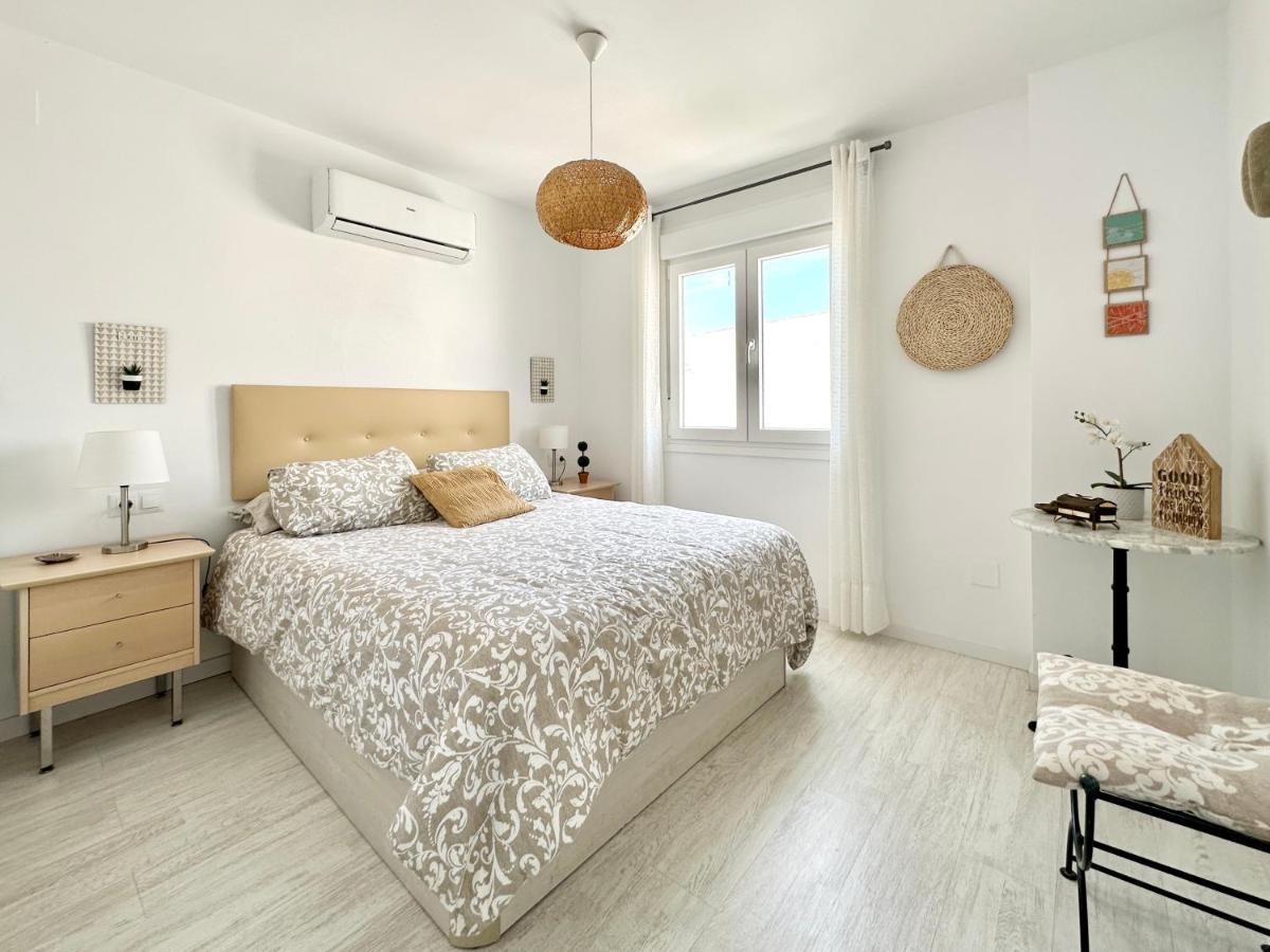 Miramar Beach Caleta De Velez Malaga 외부 사진