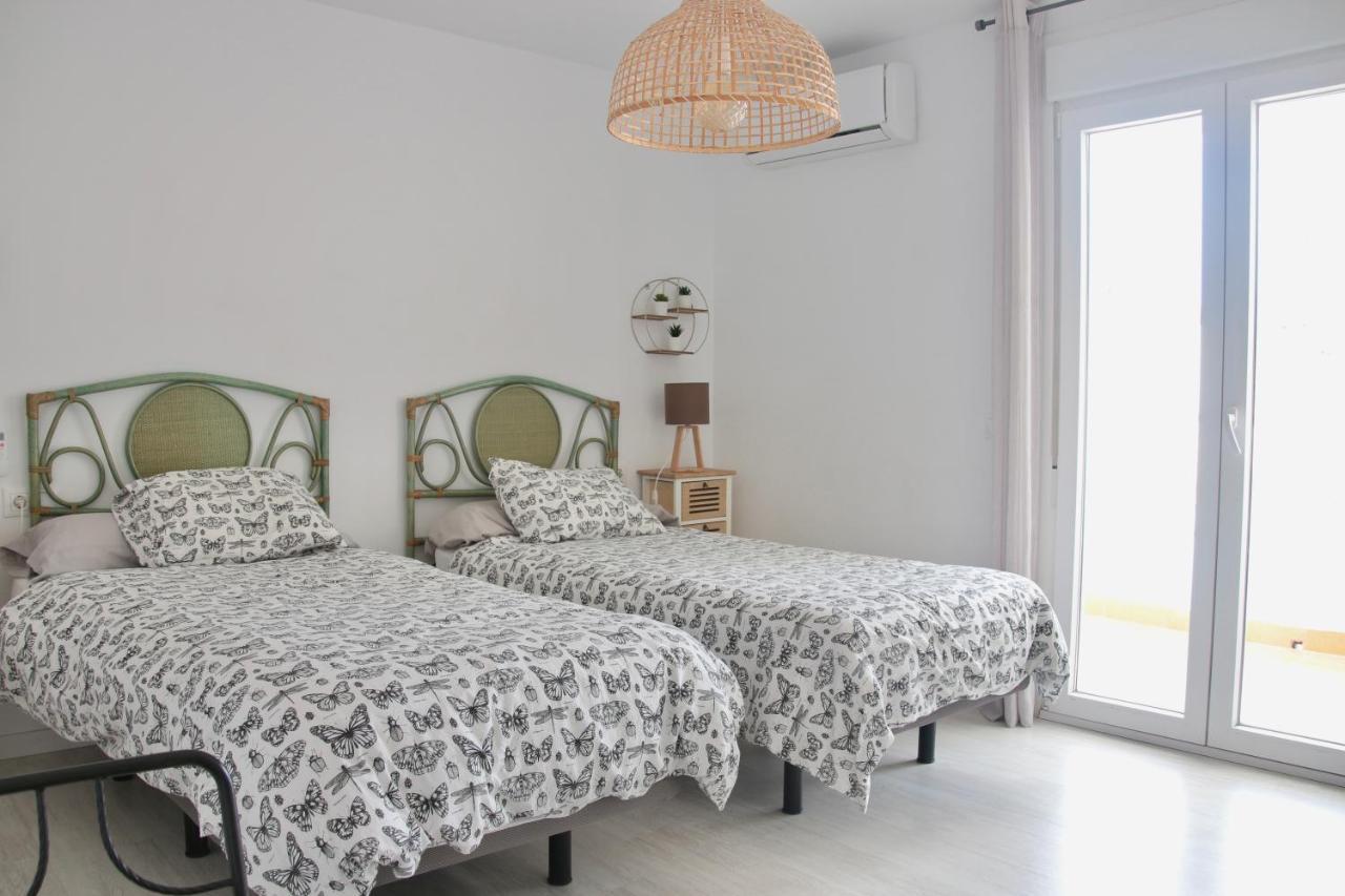 Miramar Beach Caleta De Velez Malaga 외부 사진